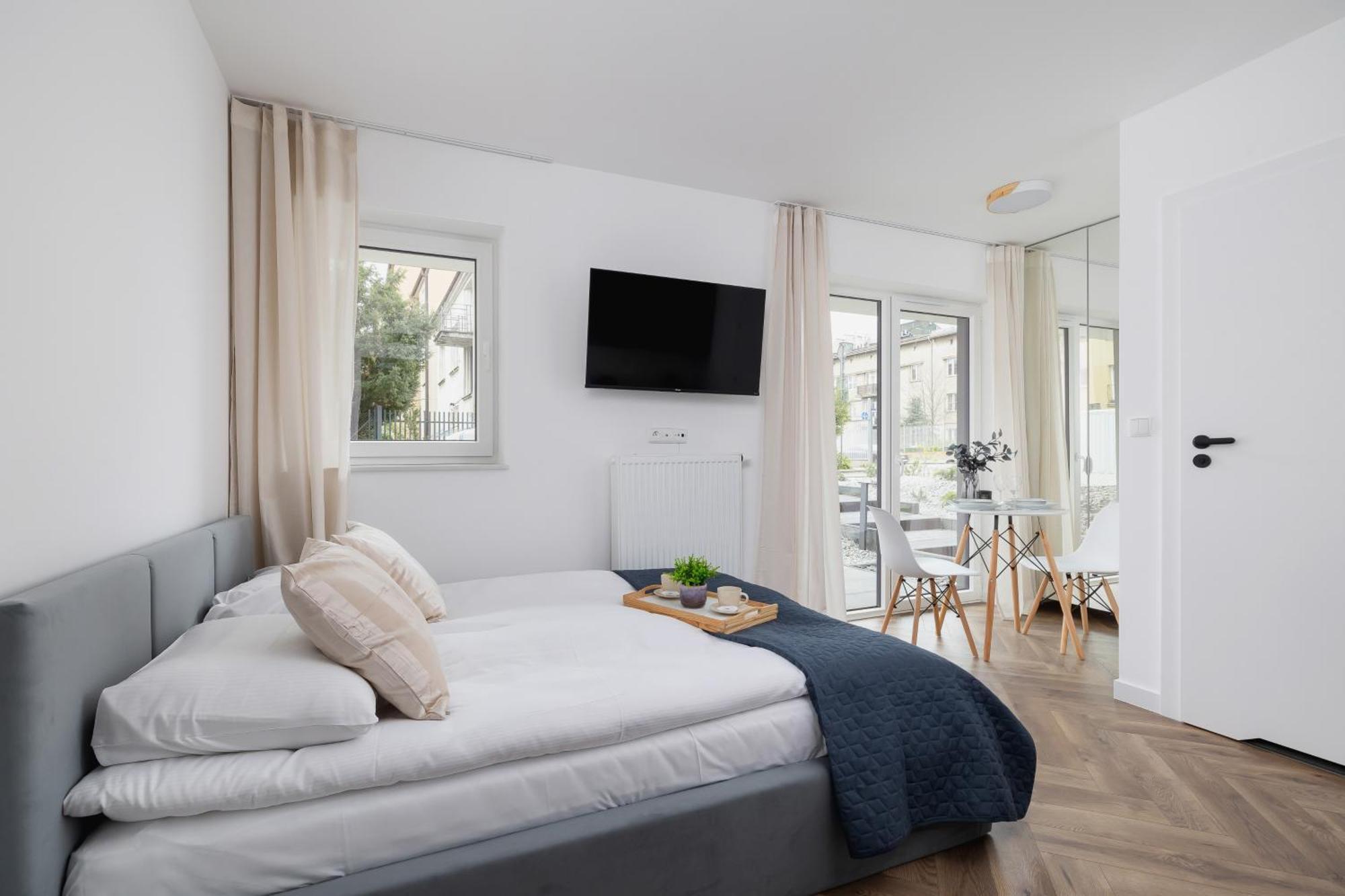 Stylish Klemensiewicza In Cracow By Renters