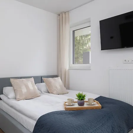 Stylish Klemensiewicza Studios In Cracow By Noclegi Renters Krakow Exterior photo