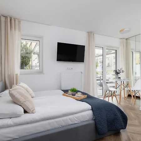 Stylish Klemensiewicza Studios In Cracow By Noclegi Renters Krakow Exterior photo